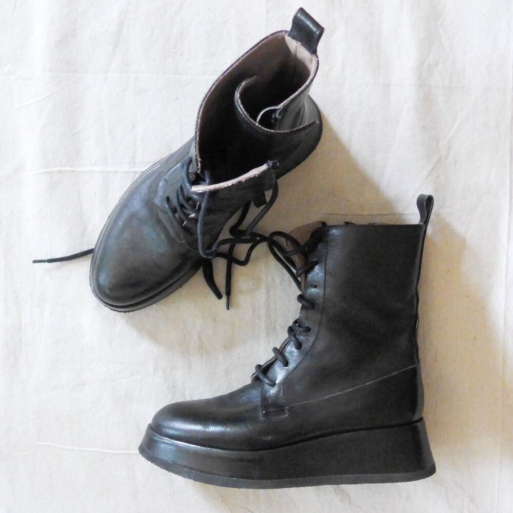 La Petite Maison Women 36 Black Leather Platform Boots (with box)